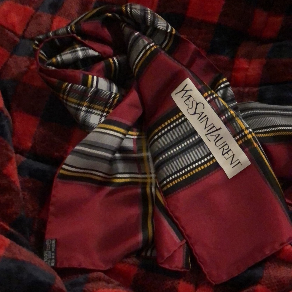 YSL scarf #2 🧣 checkered authentic silk 💯 - Picture 5 of 8
